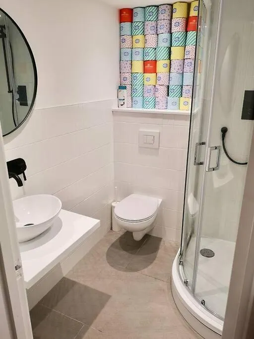 Contemporary 1 Bed In Peckham Apartment London 0*,